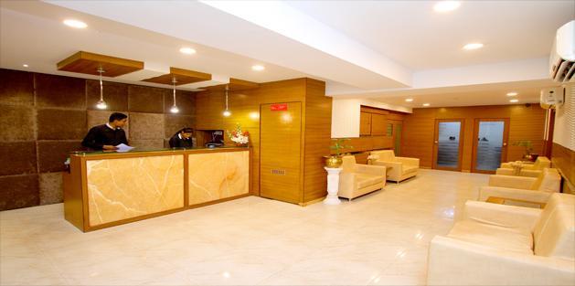 Hotel Crestwood Колката Екстериор снимка