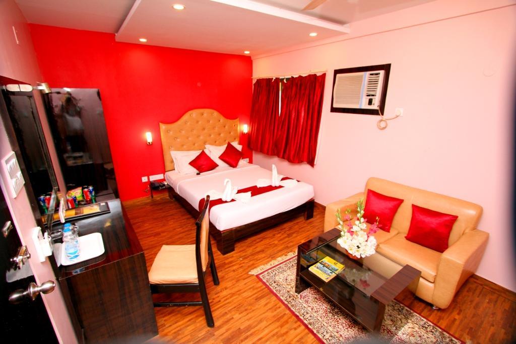 Hotel Crestwood Колката Екстериор снимка